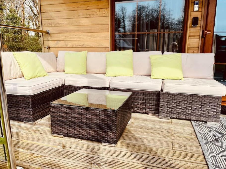 Artro Lodge Luxury 3 Bedroom, 3 Bathroom & Hot Tub Llanbedr  Exterior foto